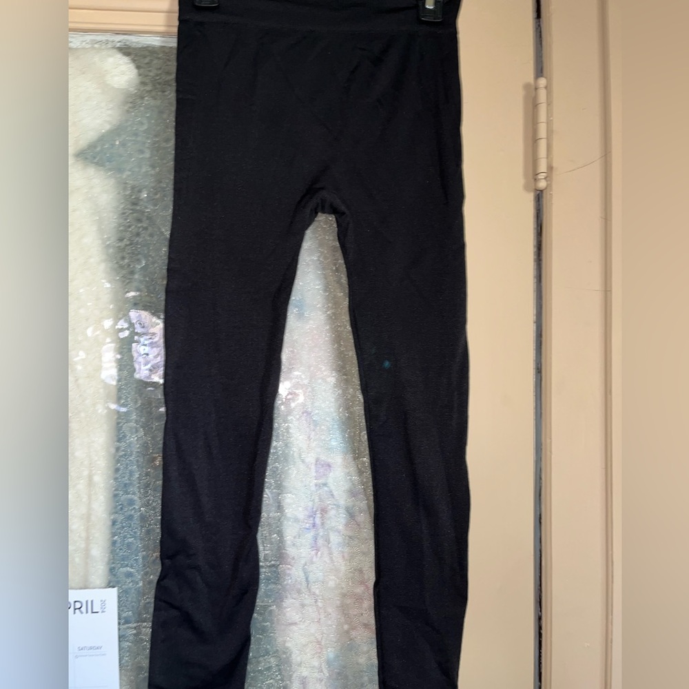 Black leggings
